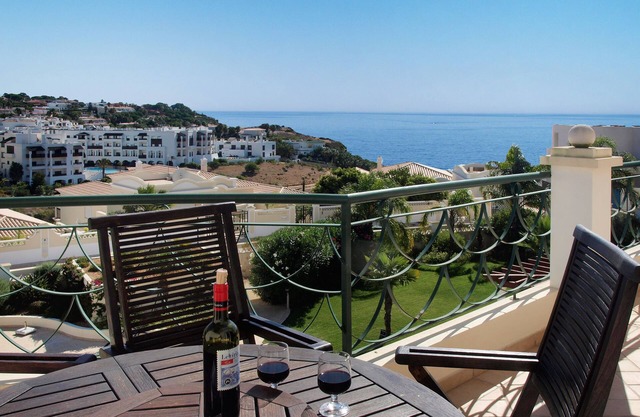 Penthouse-Apartment am Strand mit Meerblick
