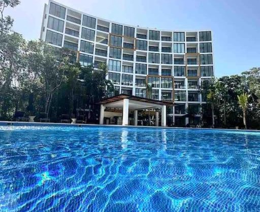 Penthouse con Jacuzzi y Panorámicas de Selva