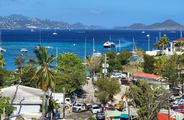 Penthouse condo downtown Cruz Bay with amazing ocean views!