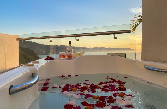 Penthouse in conchas chinas, 5 minutes from the beach