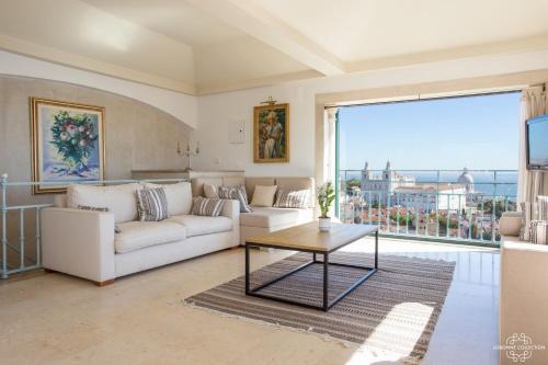 Penthouse Terrace 360º Lisbon View by LovelyStay