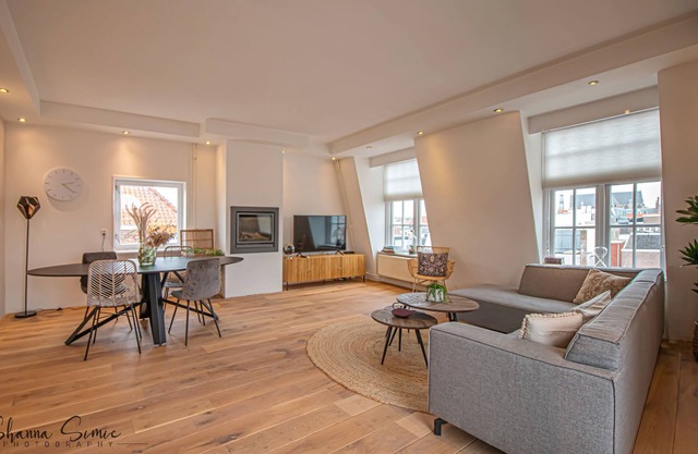 Penthouse Trendy inside the historical old city of Alkmaar!