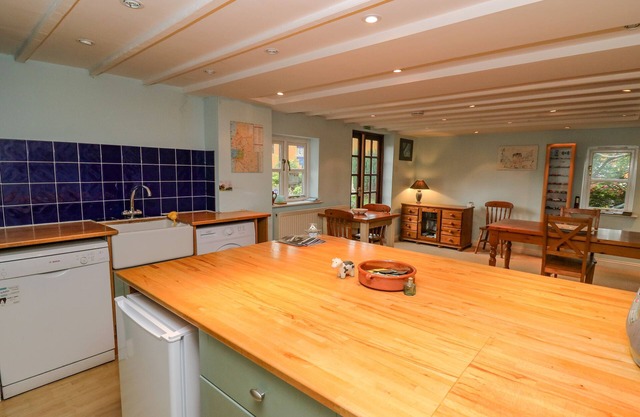 Penybont Apartment
