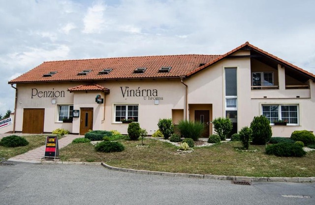 Penzion Vinárna U Hroznu