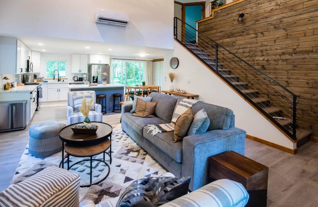 Perch - Modern & Tranquil 3BR Cabin