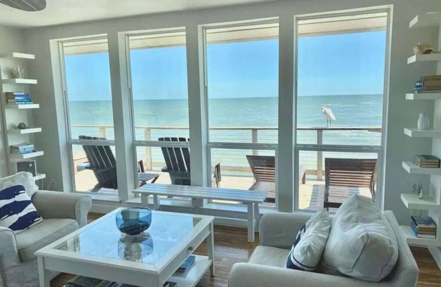 Beachfront Paradise: Relax, Recharge, Repeat