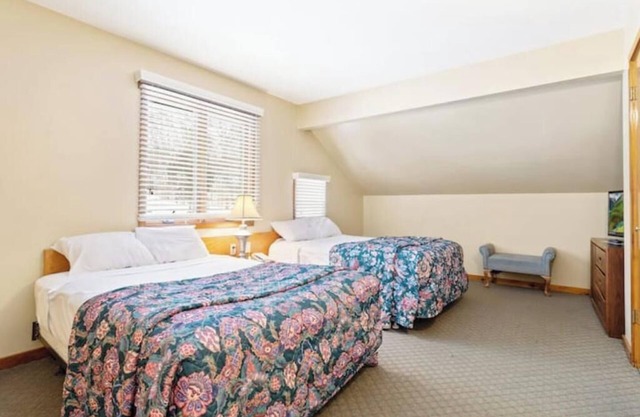 Perfect 2 bdrm villa in the Poconos Mtns.