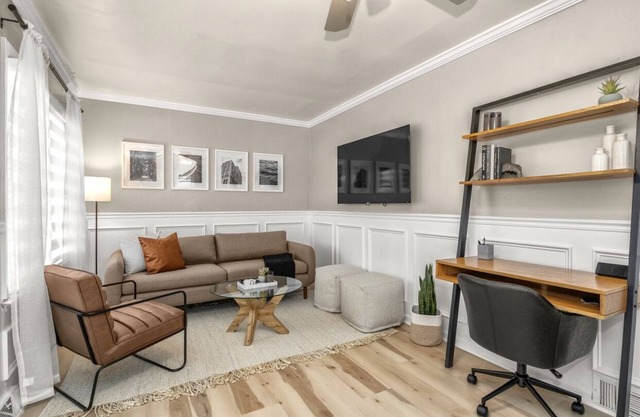 Perfect 2BR Modern Ranch!!