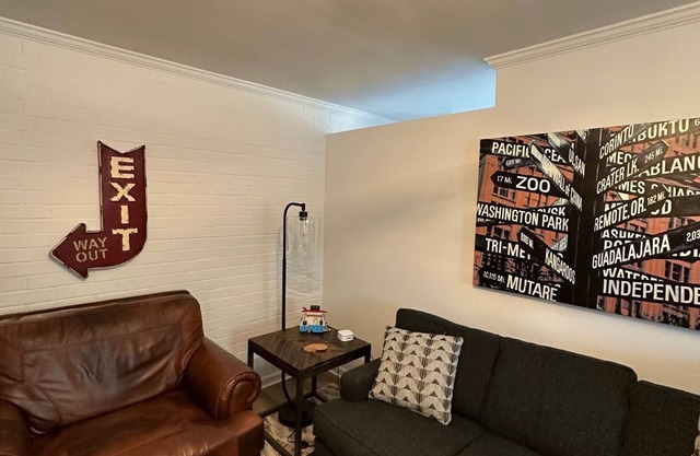 Perfect Apartment - Walk to LSU!