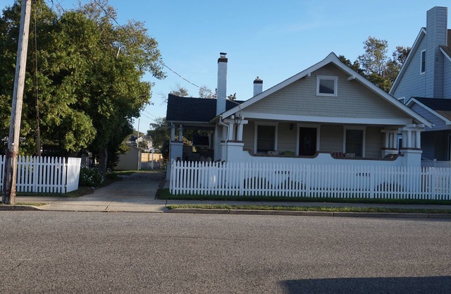 (Winter verfügbar) Perfect Beach Home: 3 Veranden, 4 Blocks Beach, 1 Block Park