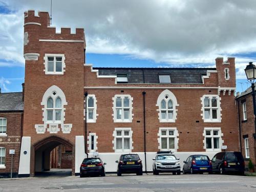 Perfect City Centre Location - Historic Albion Mews