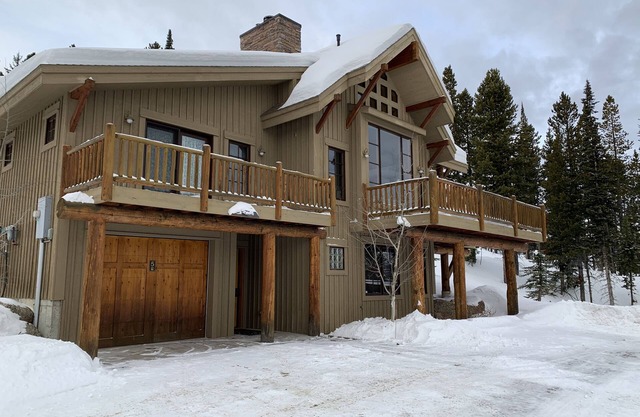 Perfekt für einen Familienurlaub !! Ski-in-Ski-out-Haus, Cowboy Himmel