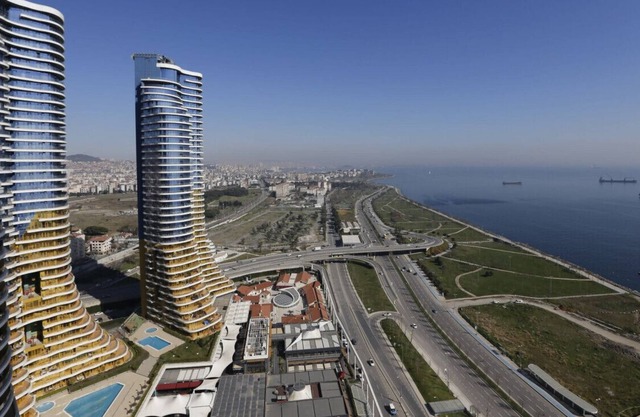 Perfect Flat w Sea View, 1 min to ISTMarina Mall