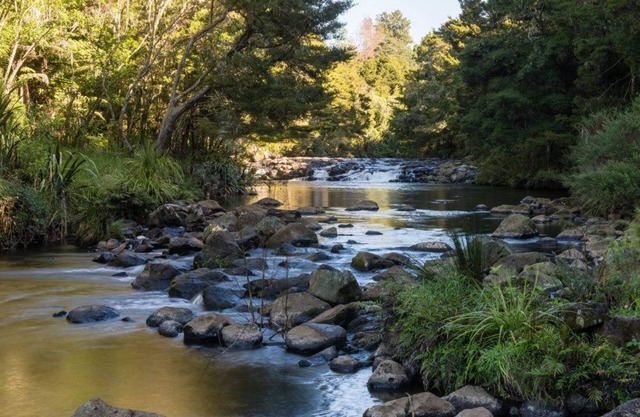 Luxus-Lodge zu vermieten mit privatem Golfplatz und Fluss