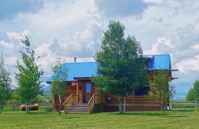 Ideal für Paare oder Familien bis zu 4 In Schöne Geschichte zwei Log Home.