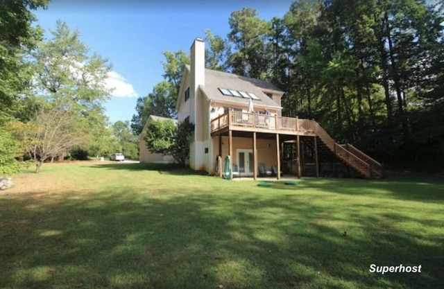Perfect for Family Getaways!, WATERFRONT, Family Friendly Lake Living
