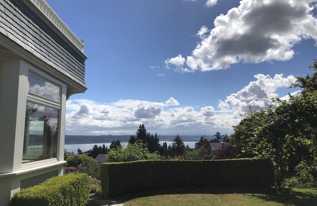 Perfekter Kurzurlaub mit Blick auf den Puget Sound, in der Nähe von Ruston Point und UPS