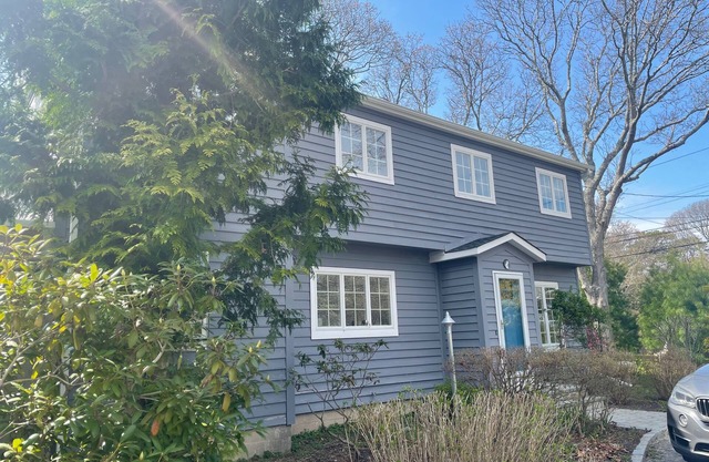 Perfect Hamptons Family Fall escape