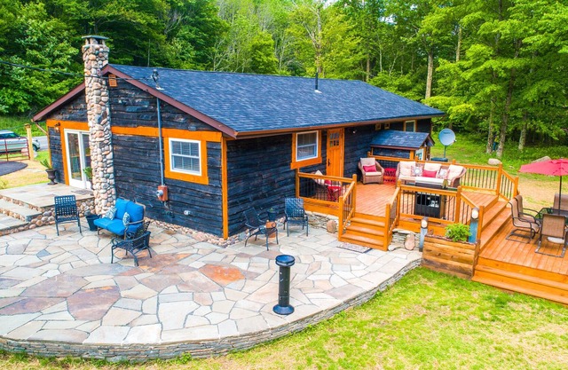 Perfect house to Escape to!!! Unique rental with lots of surprises!