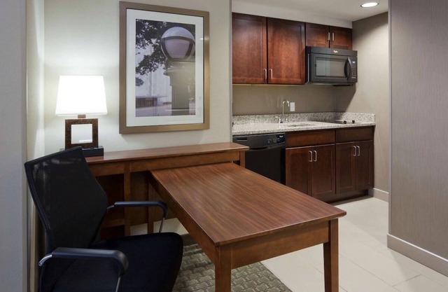 Perfect Place to Unwind! Pool Access, Pets Allowed!