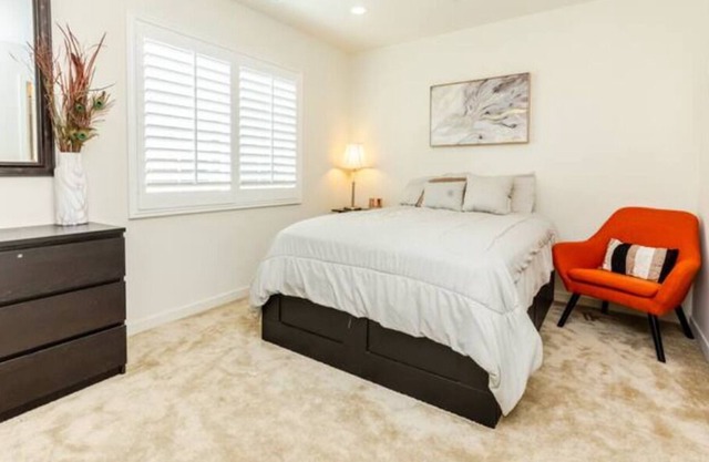 Perfect Stay 2 bed 2.5 bath North Claremont