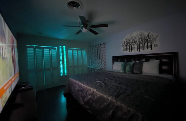 Perfect Suite with AC in charming Jackson