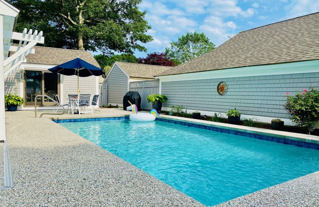 Ferienhaus mit eigenem Pool in New Seabury