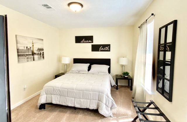 ***Perfect Waypoint or Extended Stay***