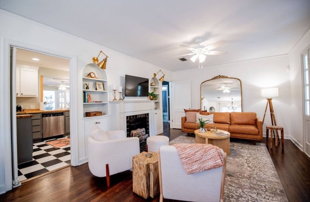 Perfectly Located 3BD in Historic Park Hill