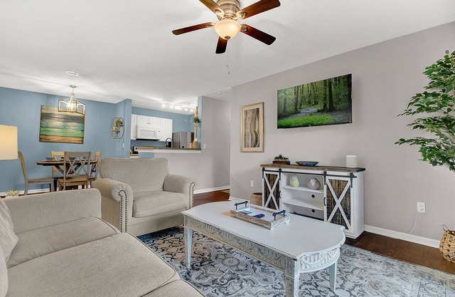 Perfectly located just a short distance to beach and downtown Charleston