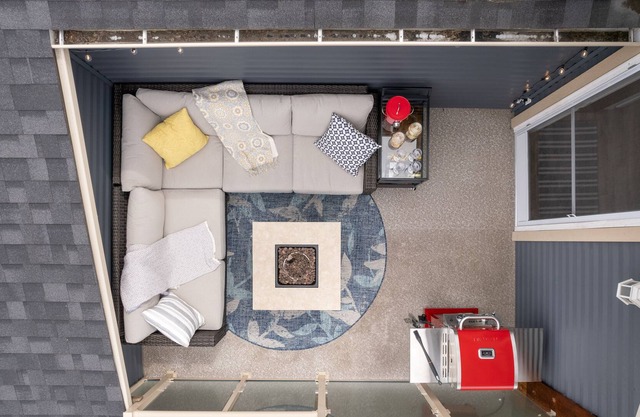 Perfectly located, four season family getaway!