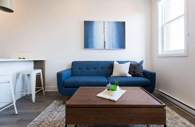 Perfectly Located Mile End 2 Bdr Unit by Denstays