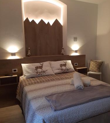PERNICI MOUNTAIN HOUSE