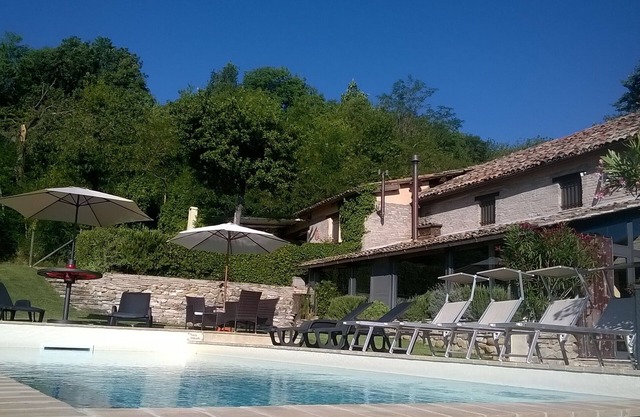 Villa Pesaro Urbino Bauernhaus mit Salzwasserpool. Vendrosella gehalten