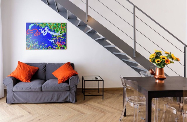 Pessina 90 Rooms - Drei Schlafzimmer Wohnung, Schläft 6