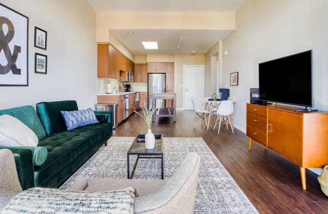 Pet-Friendly 1BR in Cupertino w/ Pool