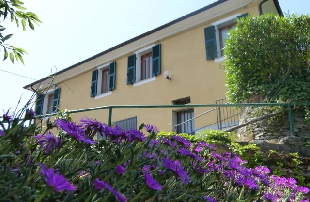 Haustierfreundliche Ferienwohnung 'Casa dei Fiori' mit Bergblick & WLAN