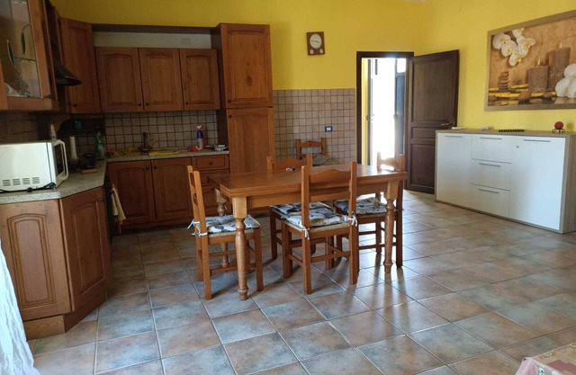 Pet-Friendly Apartment Casa Antonia with Mountain View & Wi-Fi