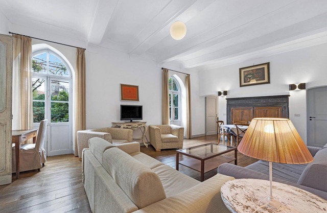 Haustierfreundliche Ferienwohnung Quadrilocale Camelot mit Bergblick, Balkon und WLAN