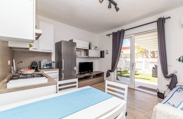 Haustierfreundliche Ferienwohnung "Stella Marina Beach House" mit Meerblick