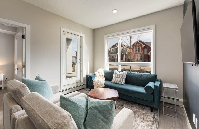 Pet Friendly Apartment w/ Free Underground Parking