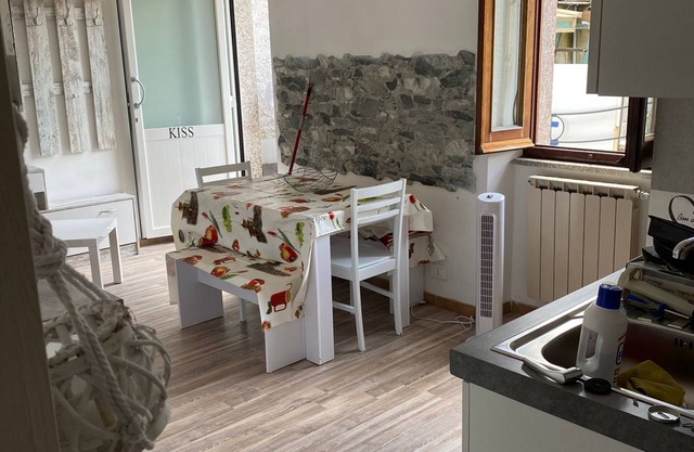 Haustierfreundliche Ferienwohnung 'Il bacio delle stelle' mit Balkon und WLAN