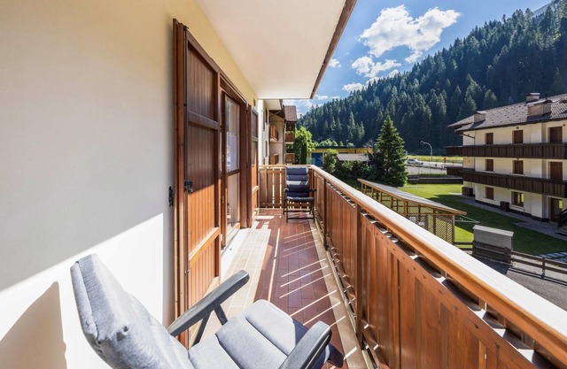 Haustierfreundliche Ferienwohnung "Appartamento di Viola ed Elia" mit Bergblick und Balkon