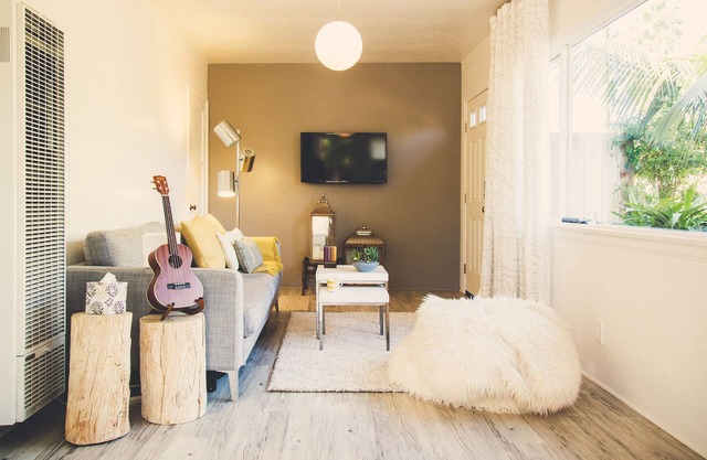 Pet Friendly Beach Cottage - Gehen Sie in die Innenstadt von Carlsbad und Beach