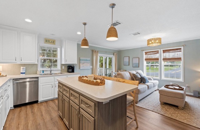 Pet Friendly Beach House - Hakuna Matata