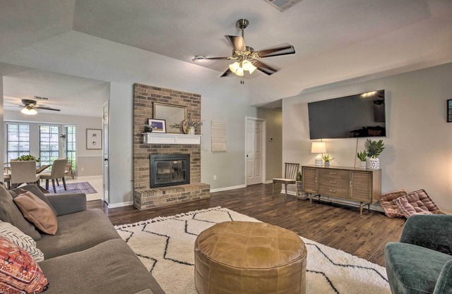 Pet-Friendly Bryan Home < 5 Mi to Texas A & M!