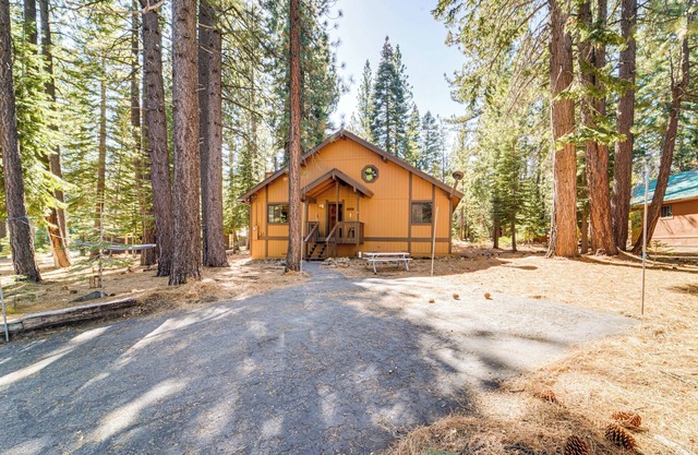Tierfreundliche Hütte von Tahoe & Truckee Attraktionen!
