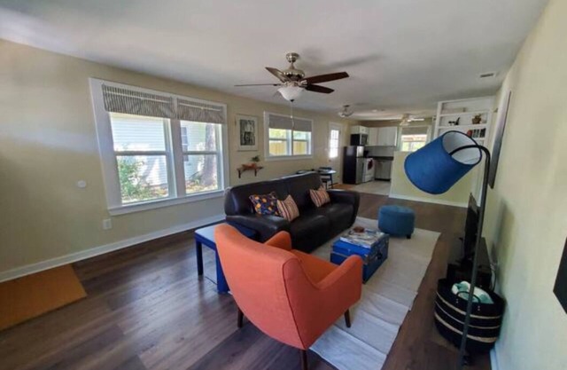 Pet friendly! Close to Temple hospitals.
