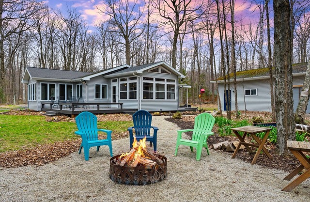 Pet Friendly Cottage in Egg Harbor-Close to Beach