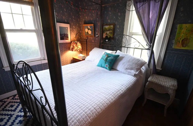 Pet friendly, cozy, modest cape, two bedrooms
